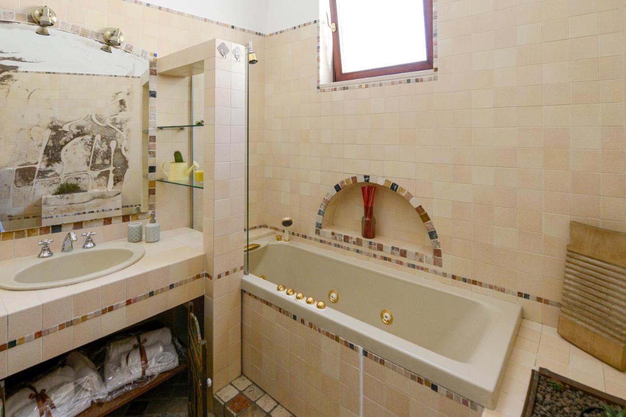Umbra Idris Holiday Home Матера Экстерьер фото